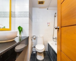 Двухместный номер Superior с видом на сад двуспальная кровать в Bella Villa Metro