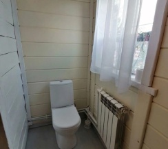 Двухместный коттедж с 4 комнатами с балконом двуспальная кровать в Уютный дом на Родине Деда Мороза