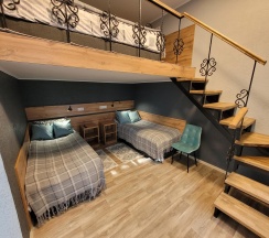 4-местный номер комфорт №10 в Наш