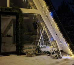 White haus в Magic Camp