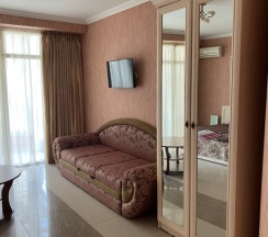 Четырёхместный номер Superior с балконом в Maryslav