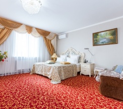 Люкс панорамный в Уют