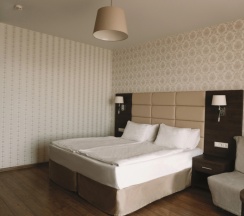 Двухместный номер Superior с балконом и с видом на море двуспальная кровать в Четыре сезона