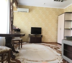 Номер люкс с 1 двуспальной кроватью в Юбилейная