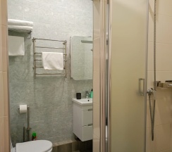 Двухместный номер "SUPERIOR" с одной большой кроватью в Морской