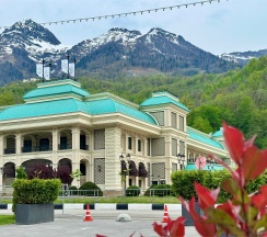 Апартаменты №2 "Люкс" на мансардном этаже в Саквояж