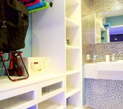 Апартаменты с балконом в Acqua Condominium 2