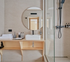 ДОМ ЛЕС  (Дом в Лесу) в Катунь Dom Hotels