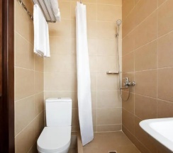 Двухместный номер Standard 2 отдельные кровати в Western Suites Hotel
