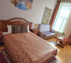 Superior Room with Balcony and Nevsky Prospekt View в Венеция на Невском