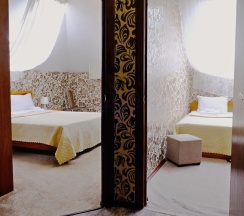 Семейный двухкомнатный номер в Утомленные Солнцем