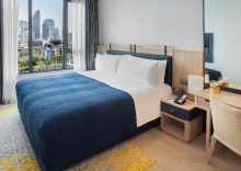 Номер Standard с 2 комнатами с балконом двуспальная кровать в Staybridge Suites Bangkok Thonglor, an IHG Hotel