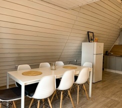 Треугольный афрейм для 2-8 человек в Klever house