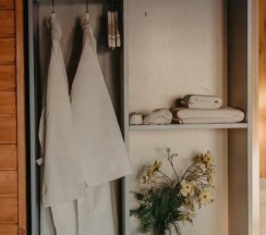 Номер люкс (с завтраком, мансарда) в Larch