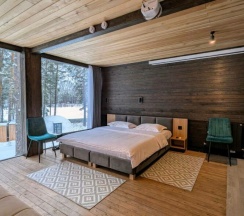 Большой зеркальный куб №12 для 2-4 гостей в Август