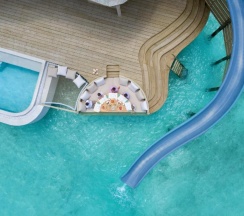 Water Reserve with slide c 1 комнатой в Soneva Fushi
