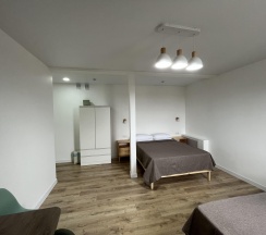 Номер эконом с 1 односпальной и 1 двуспальной кроватью (мансарда) в Домино