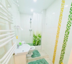 Семейный четырех местный в Party and Sun