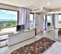 Апартаменты Comfort с видом на море в lti Dolce Vita Sunshine Resort