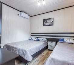 Домик двухкомнатный шестиместный в Рыжий Ап на Морской