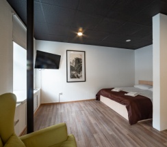 СЕМЕЙНЫЙ НОМЕР с общей ванной комнатой в Proloft city hostel&rooms