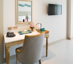 Двухместный номер Deluxe двуспальная кровать в Panphuree Residence