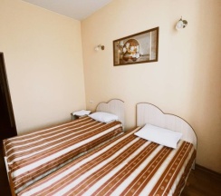 2 TWIN 4 в Lotos