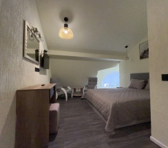 Двухместный номер Standard с красивым видом из окна двуспальная кровать в Уютное место