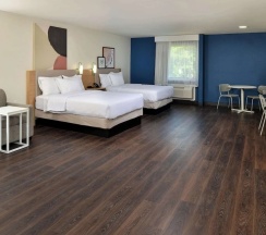 Четырёхместный номер Standard в Spark by Hilton Dallas Market Center