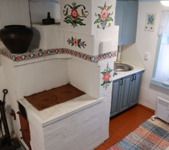 Изба учителя в Мариинские избы