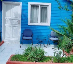 Двухместный номер Standard с видом на сад двуспальная кровать в Cuba beach hotel