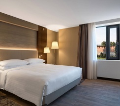 Номер Полулюкс в Sheraton Nizhny Novgorod kremlin