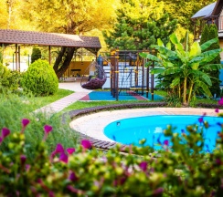 Четырёхместный номер Standard в Папа и море