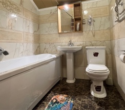 DeLuxe в Bostan