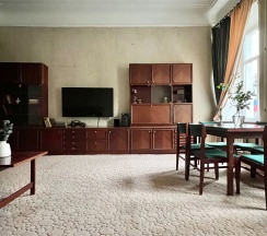 3-комнатная квартира прямо на Невском проспекте, самый центр Петербурга в Rauktis apartments