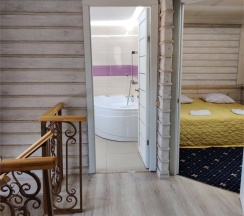 Коттедж - DeLuxe 8 мест в Покровское