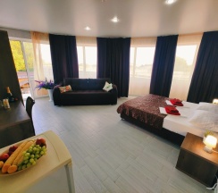 2-х комн 6-местн Люкс  в Антарес