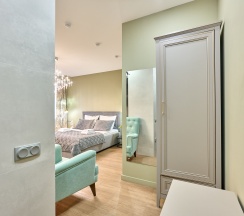 Улучшенный номер с кроватью размера «king-size» в Питер