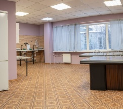 Место в четырехместном мужском номере в Ледокол