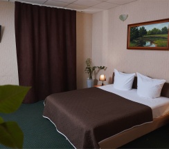 Эконом Стандарт  4-х местный с ванной комнатой в Zb Hotels Айсберг Саратов