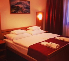 Трёхместный номер Standard в Diana Club Hotel