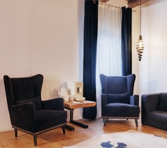 Коттедж с двумя спальнями в Поле