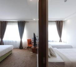 Номер Standard в Sunrise Hotel 日升酒店