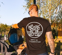 А-фрейм люкс с двуспальной кроватью в Happy Tree Camp