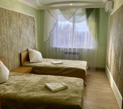 Номер стандарт с 2 односпальными кроватями в My house