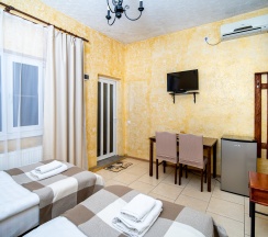 Двухместный номер с 2 односпальными кроватями в Anamero