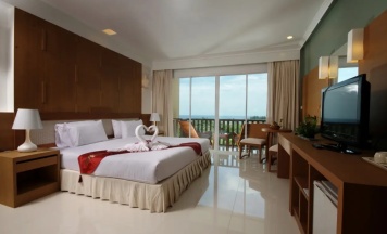 Двухместный номер Princess Deluxe с балконом (2 отдельные кровати) в Отель Princess Seaview Resort & Spa