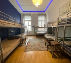 Место в 10-ти местном общем номере в Cuba coliving