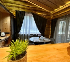Дуплекс из сосны кело в Karelia club family