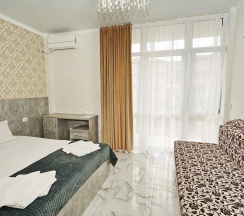 4-местный номер "Комфорт" с балконом в Grand Elif